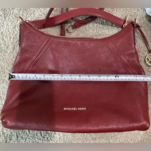 Michael Kors deep red shoulder bag EC - Picture 10 of 13